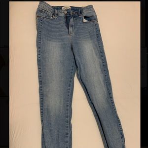 Abercrombie Curve Love Skinny High Rise Jeans